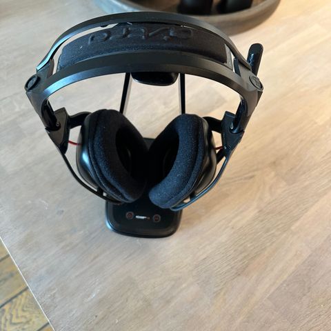 Astro a50 headsett + mix amp