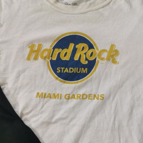 T- skjorte fra Hard Rock og Clique str S
