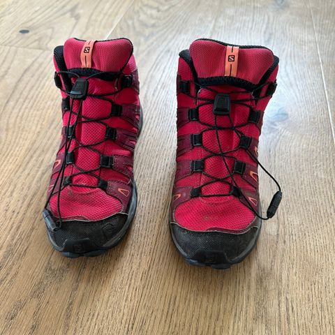 Salomon gore-tex tursko str 36