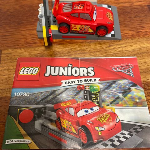 Lego Junior 10730 Lightning McQueen Speed Launcher