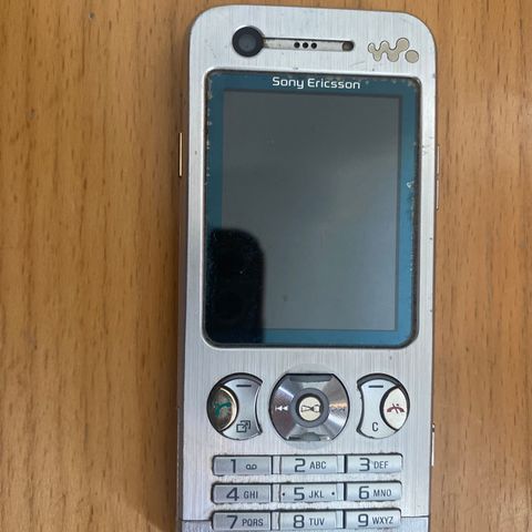 Sony Ericsson w890i