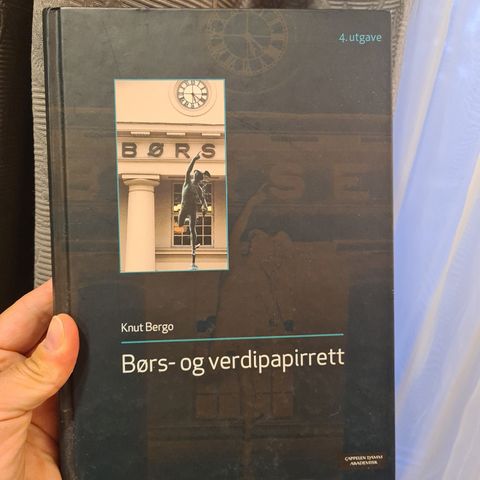 Børs- og verdipapirrett. Knut Berg. Innbundet, Bokmål