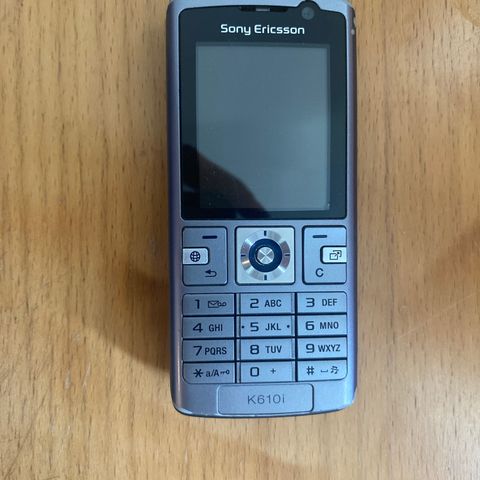 Sony Ericsson k610i