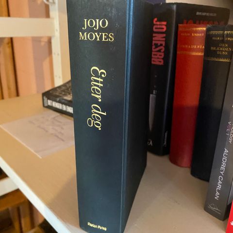 Etter deg Av Jojo Moyes, del 2 av serien Lou Clark