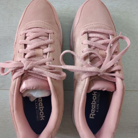 Sko Reebok str 37-37,5