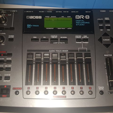 BOSS Digital 8 spor Profesjonell Studiorecorder