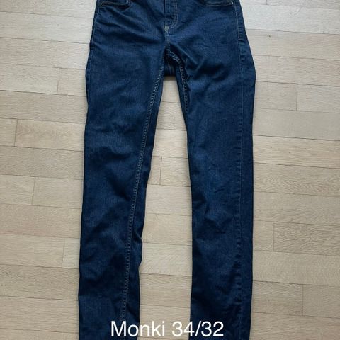 Klassisk jeans fra Monki str 24/32 til jente/dame