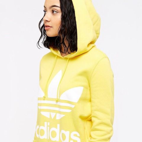 Adidas hettegenser