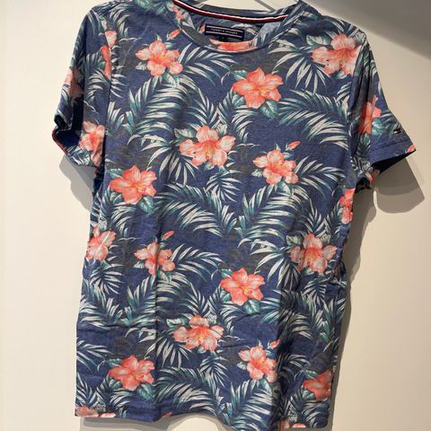 Hawaii t-skjorte fra Tommy Hilfiger