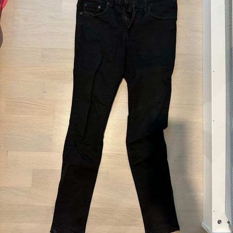 Pull & Bear skinny jeans 30X32