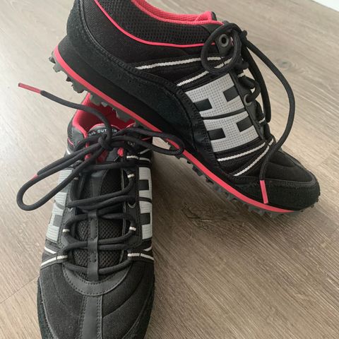 Helly hansen sko, str 40