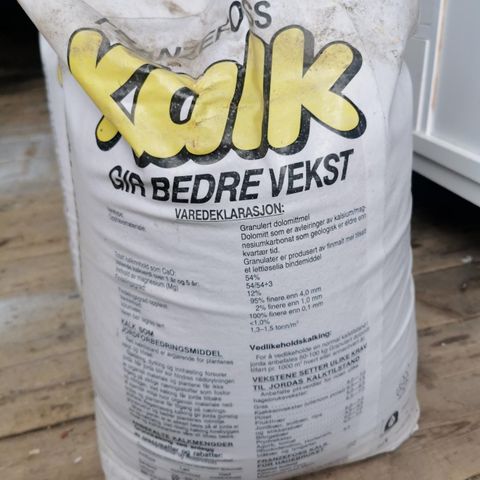 2 sekker 40 kg kalk