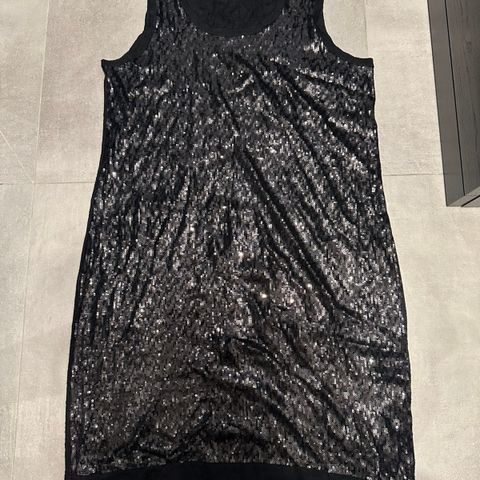 Calvin Klein glitterkjole str. M/L