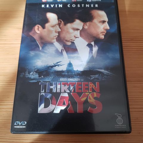 Thirteen Days med Kevin Costner