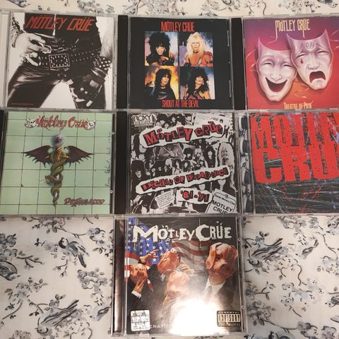 Motley Crue cd plater selges.