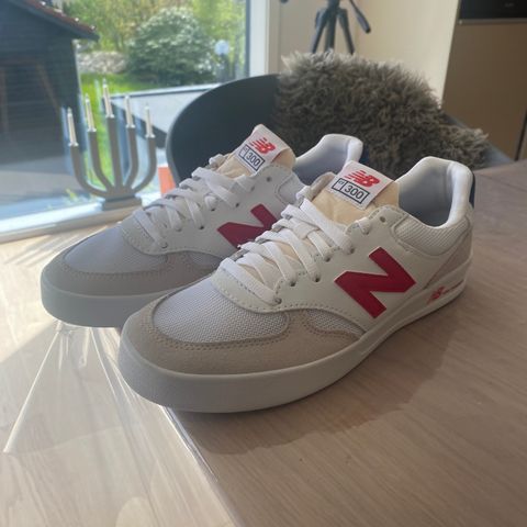 Ny New Balance Retro stil trening sko str 41,5