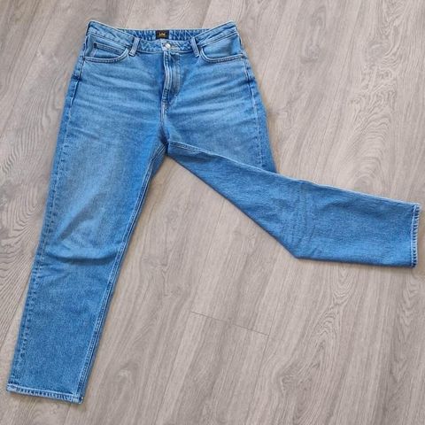 NY PRIS! LEE Carol jeans