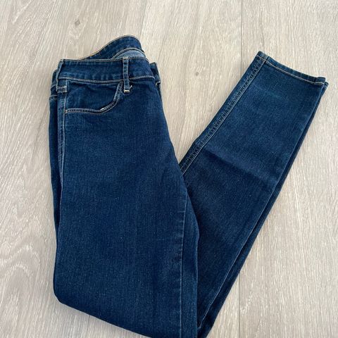 Jeans / bukse str 27/32 fra HM