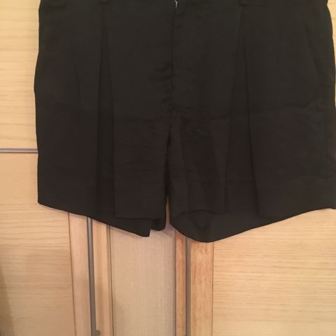 Sort shorts fra Whyred, str M
