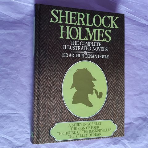 Sherlock Holmes: The Complete Illustrated Novels