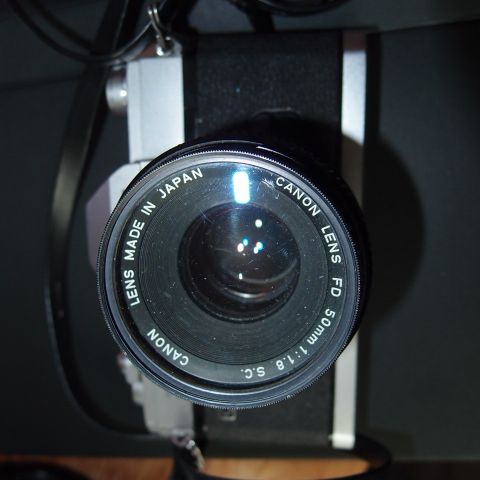 Canon FTb analog kamera med linse 50mm f1.8
