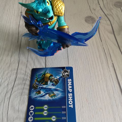 Skylanders Trap Team figur med kort