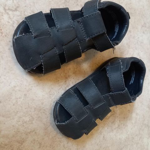Sandaler størrelse 22