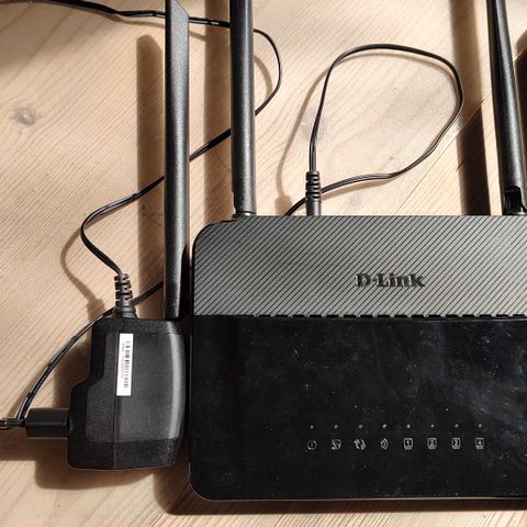 Trådløs gigabit ruter D-link Dir 842