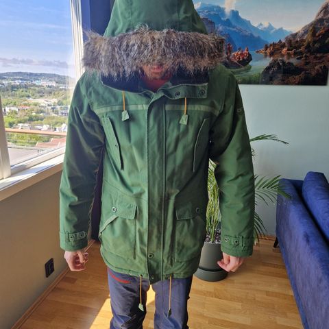 Pent brukt parkas