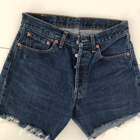 Levi’s shorts ( gratis frakt)