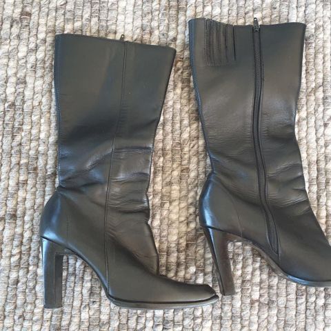 Genuine skinn boots , størrelse 38,5/39