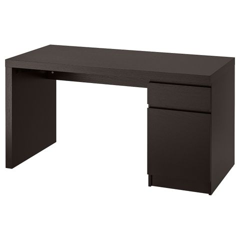 Malm skrivebord IKEA