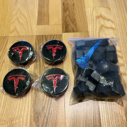 Nye senterkopper/navkopper og svarte mutterhetter til Tesla 3, Y, S og X