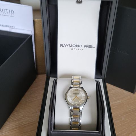 Raymond Weil Noemia dameklokke