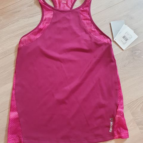 Reebok singlet