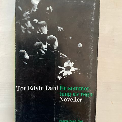 Debut 1968 Tor Edvin Dahl «En tung sommer av regn»