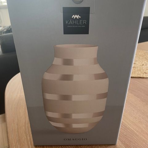 Kähler vase hvit perlemor høyde 32cm