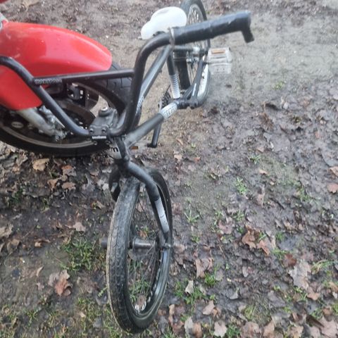 Tøff BMX sykkel Mongoose selges