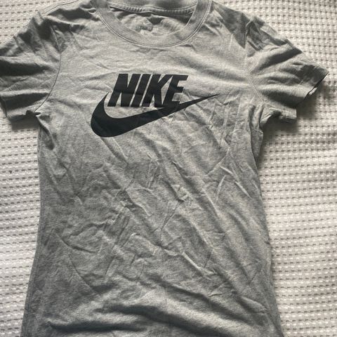 Nike t-skjorte