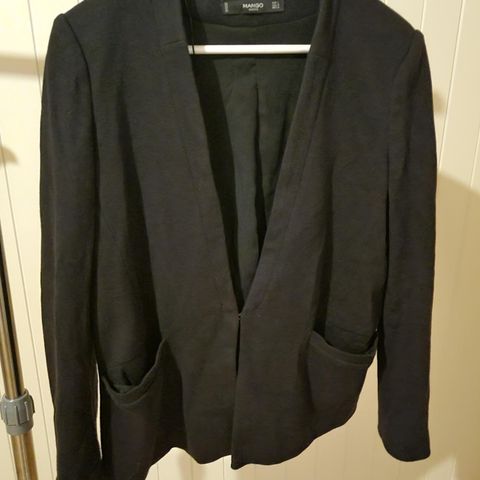 Blazer fra Mango