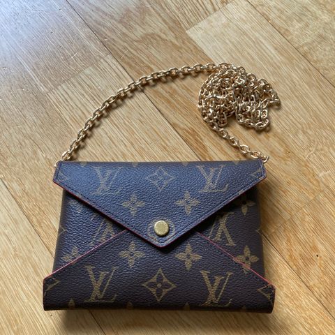 Louis Vuitton kirigami pochette