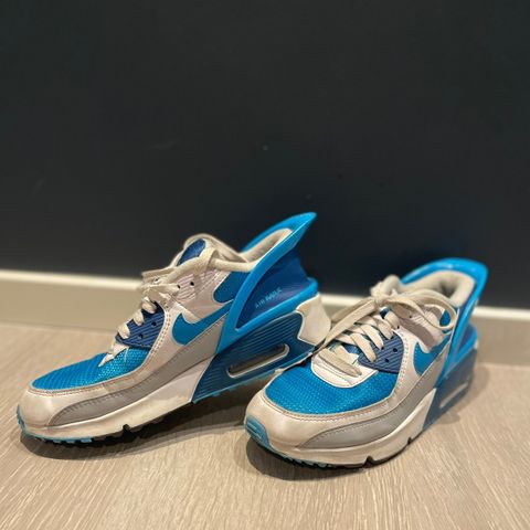 Nike Air Max blue