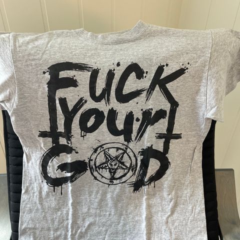 Fuck Your God t skjorte, metal merch, satan, pentagram