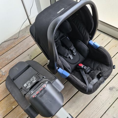 Bilstol med isofix base