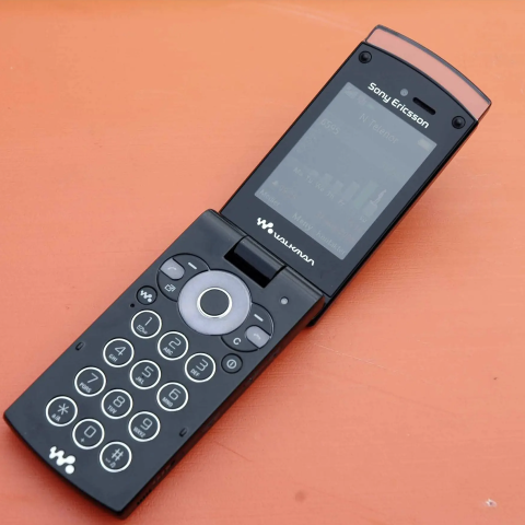 Ønsker å kjøpe Sony Ericsson W980