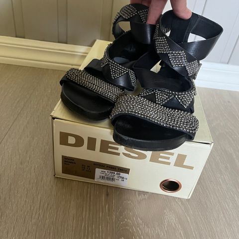 Diesel-sandaler