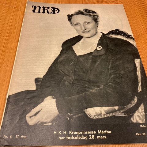 URD Nr. 6  1953  FORSIDE : H. K. H. KRONPRINSESSE MÄRTHA HAR FØDSELSDAG 28. MARS