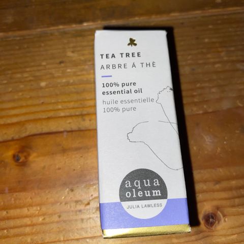 100% ren tea tree oil Aqua oleum