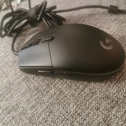 Logitech g pro gamingmus