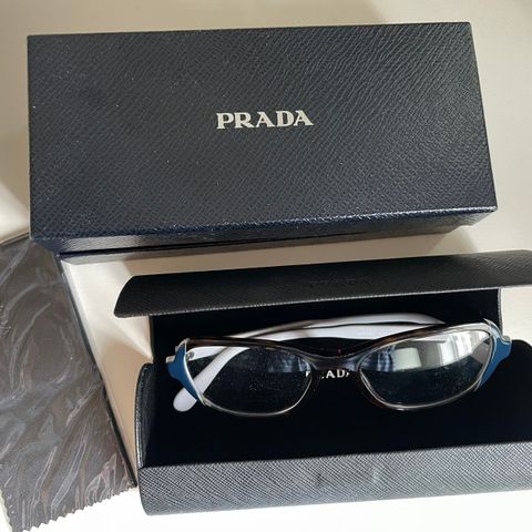 Prada innfatning; ny